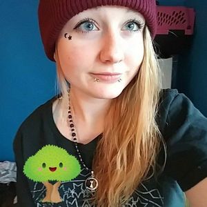 Meet your Posher, Aunica